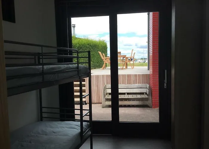 Luxury In A Quiet Park By Esmeer Сasa de vacaciones Aalst