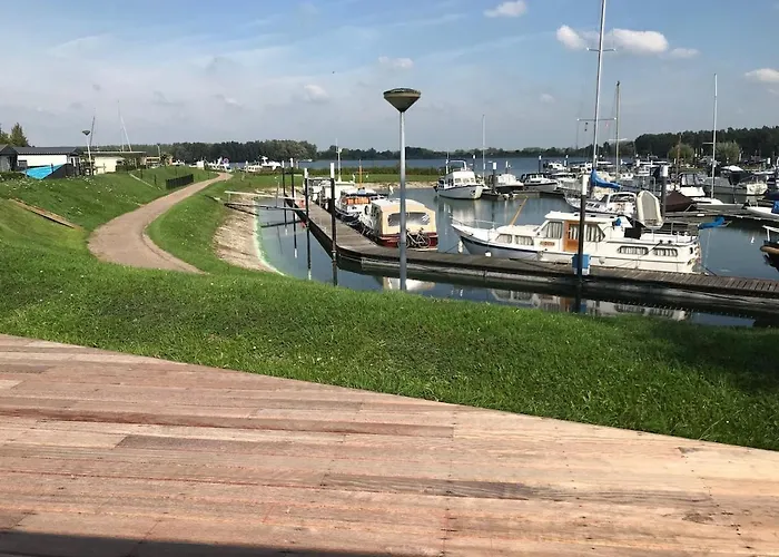 Luxury In A Quiet Park By Esmeer Aalst