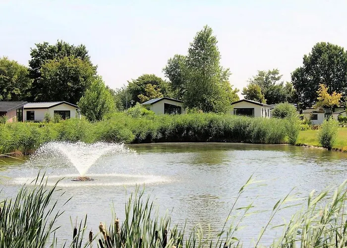 Luxury In A Quiet Park By Esmeer * Aalst